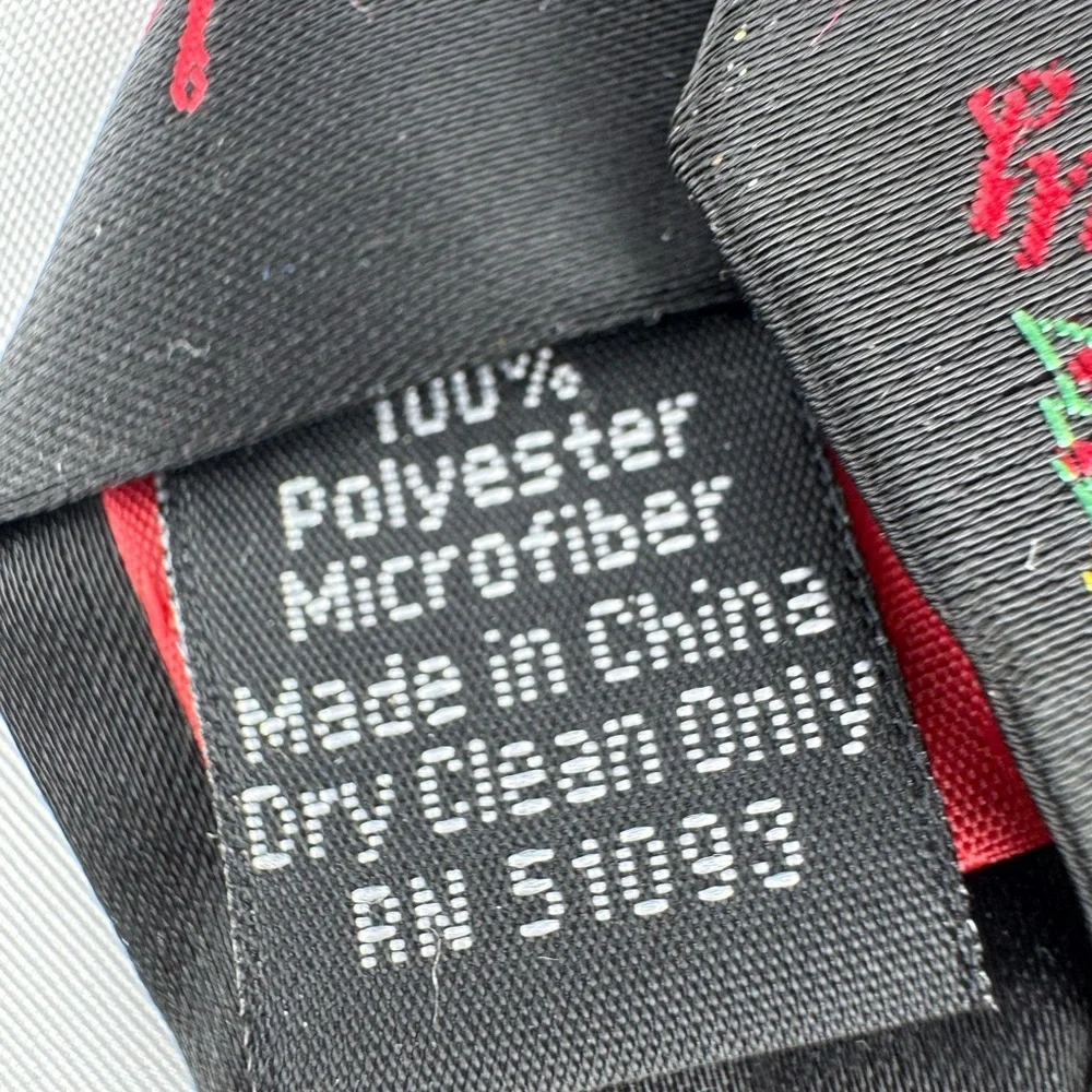 Holiday Traditions by Hallmark Christmas Tie